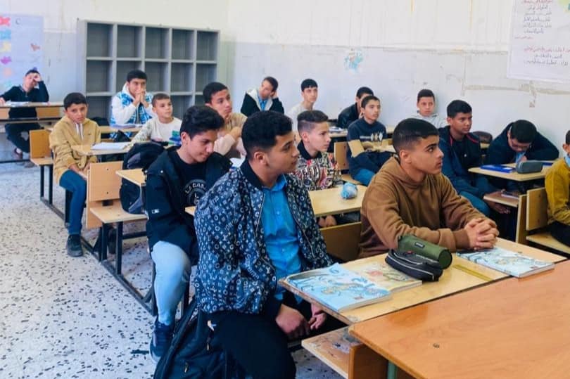 “مدير مكتب التعليم الأساسي يزور مدرسة “شهداء يدر” للتعليم الأساسي”