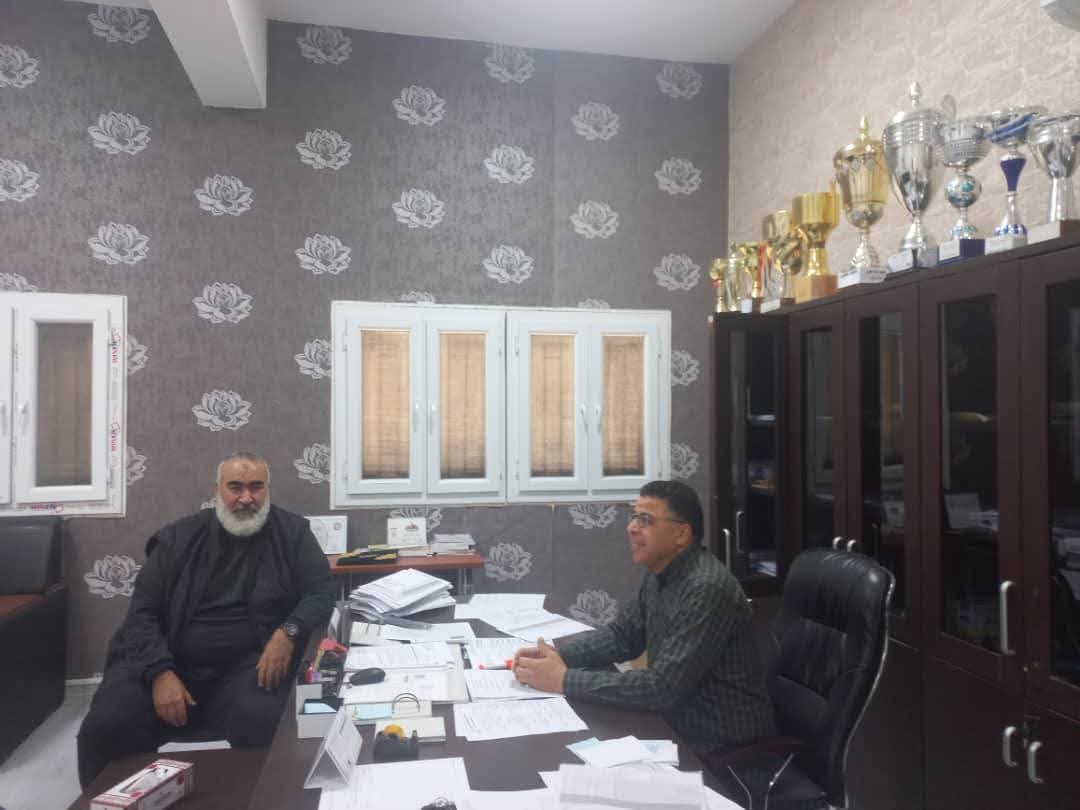 “مدير مكتب التعليم الثانوي وموظفو المكتب في زيارات ميدانية لعدد من المدارس”