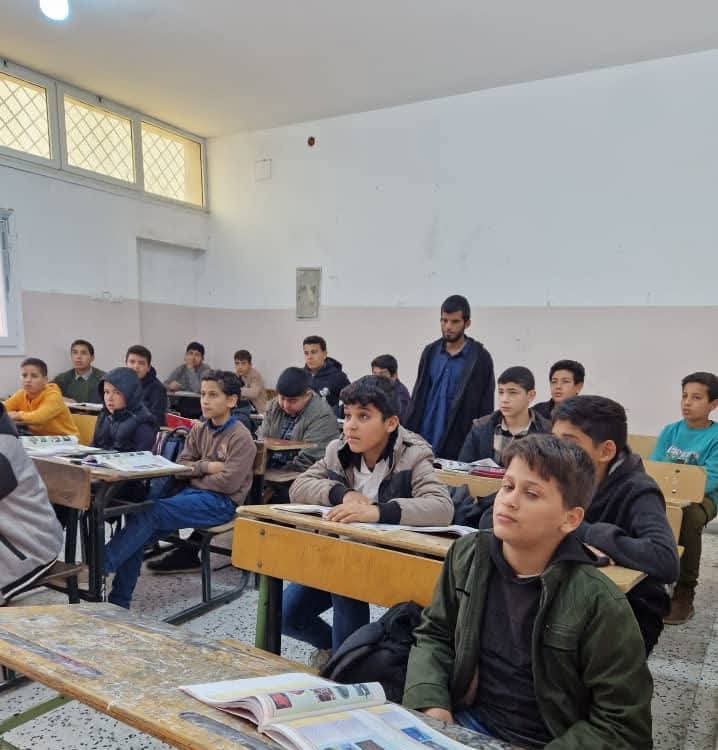 “زيارة تفقدية لمدارس مكتب تعليم الزروق”