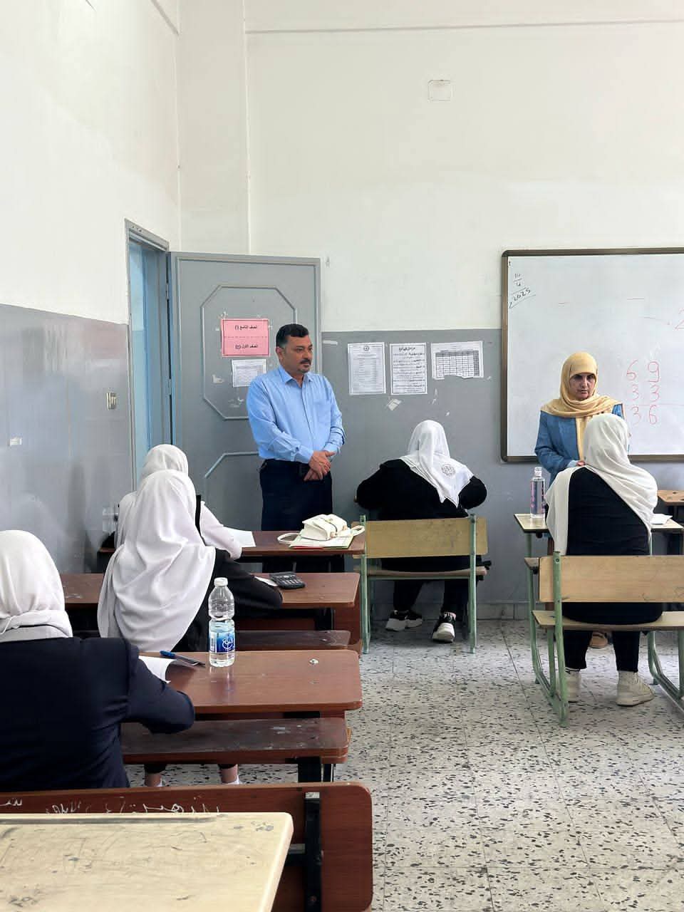 “جولة تفقدية لمدير مكتب تعليم الدافنية”